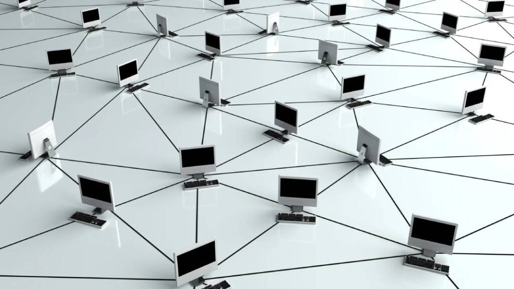 Scopri come costruire una rete di clienti fissi senza fare pubblicità: strategie pratiche, tecniche di fidelizzazione, networking e valore di lungo periodo per la tua attività.